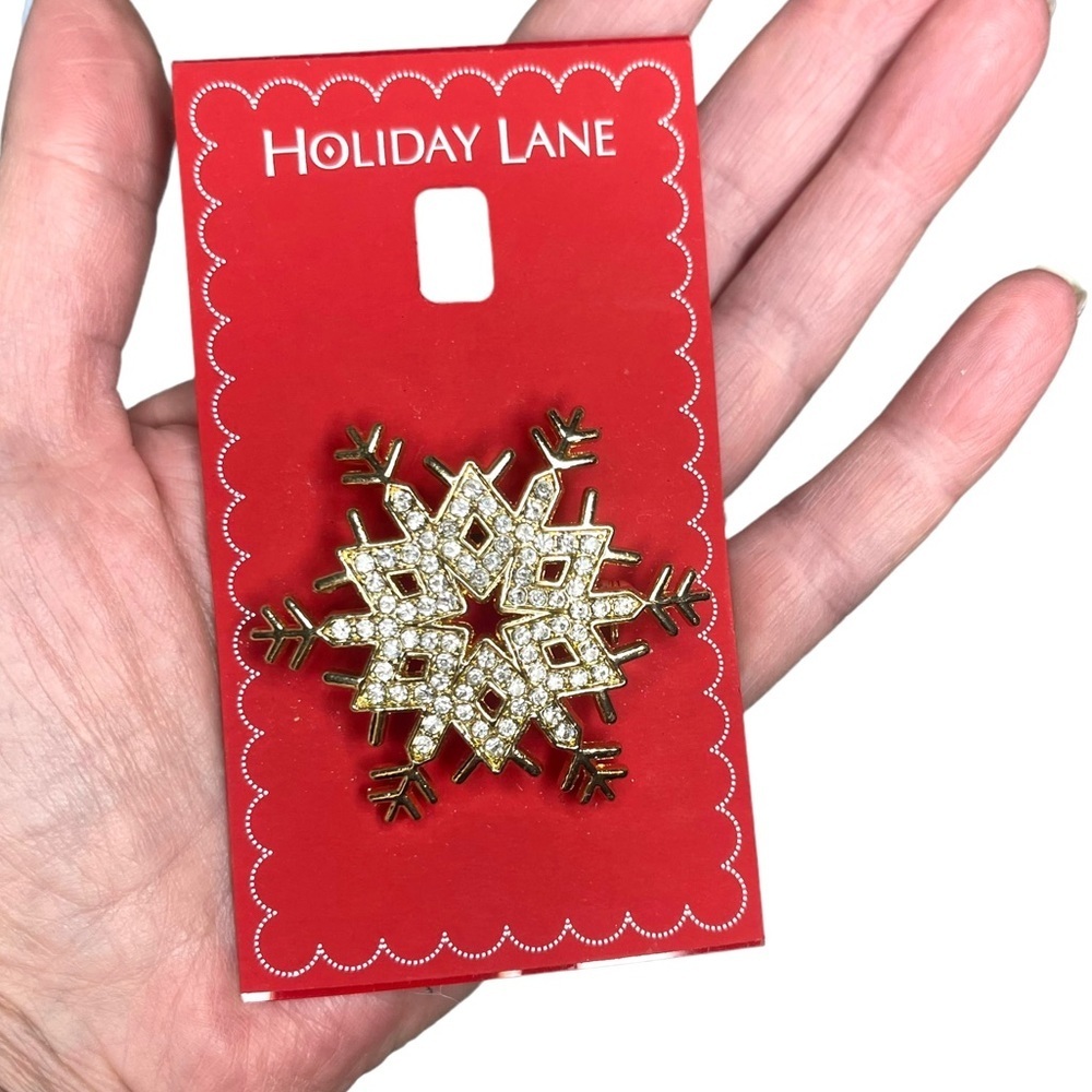 Vintage Macys Holiday Lane Gold Tone/Rhinestone Snowflake Brooch